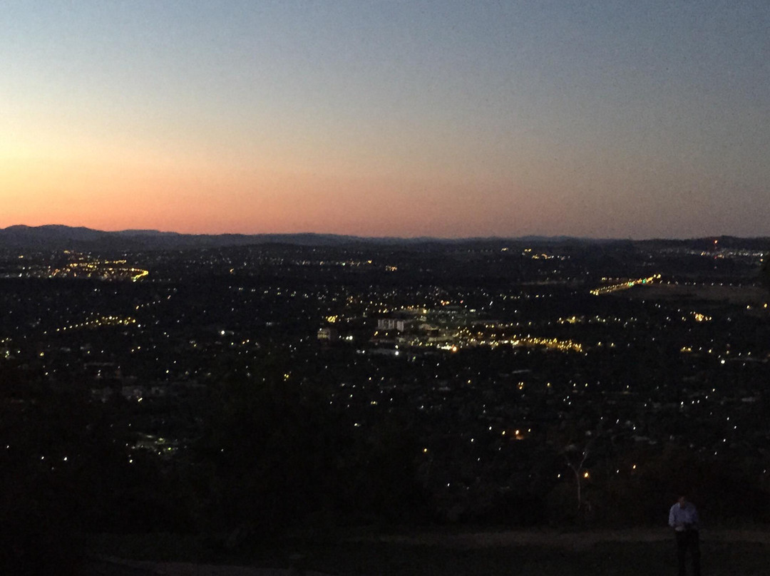 安斯利山瞭望台-堪培拉必去景点