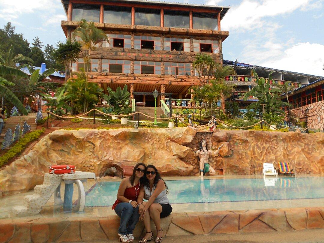 Pachamama Centro Vacacioal-泳池