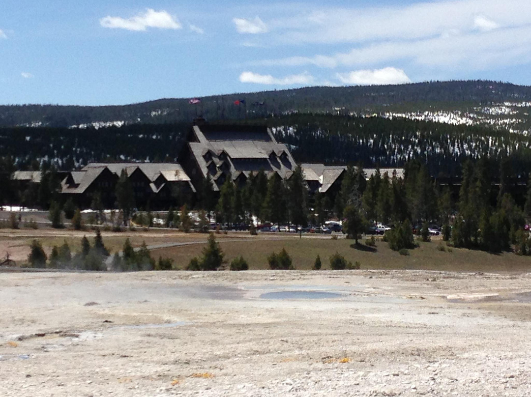 老忠实泉酒店-黄石国家公园必去景点