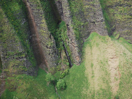 Inter-Island Helicopters-哈纳佩佩必去景点