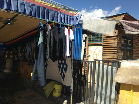 卓玛拉宫精品旅馆主图