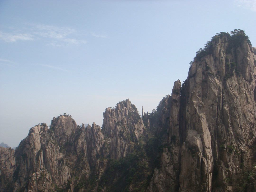 黄山地质公园-黄山市必去景点