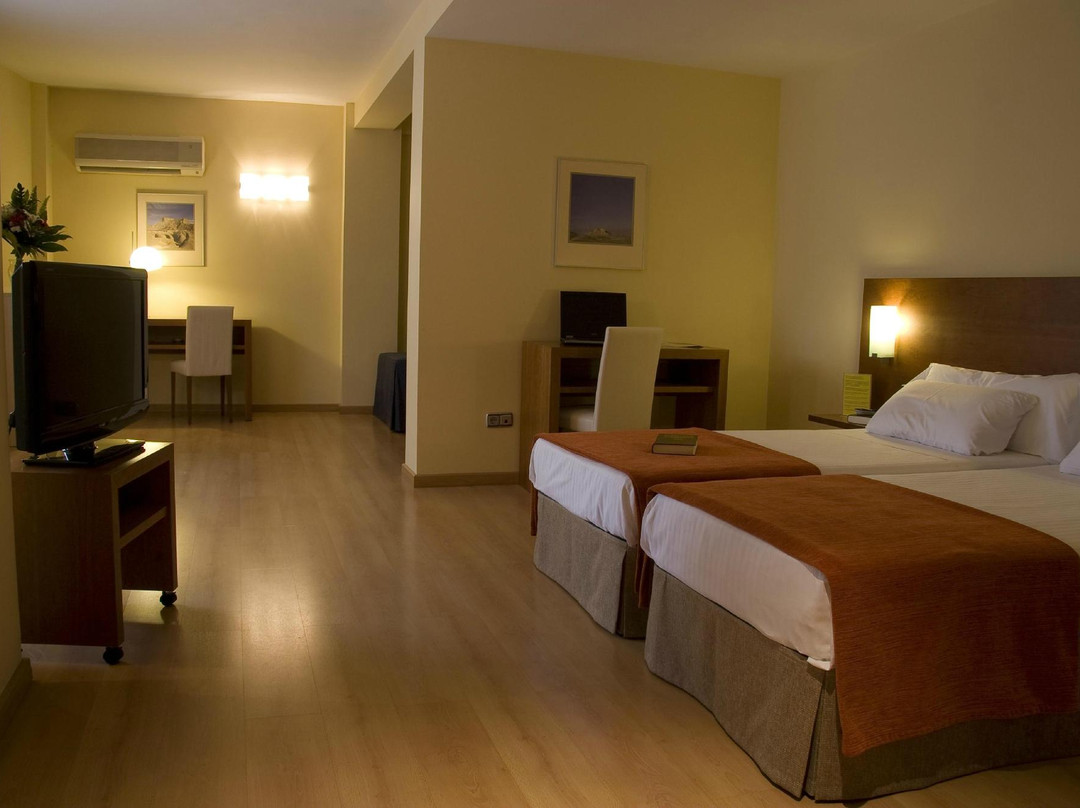 Hotel Torre Monreal主图