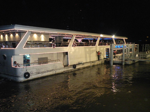 Chao Phraya Princess Dinner Cruise-曼谷必去景点