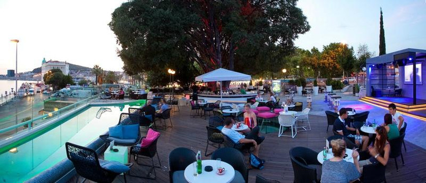 Inbox Day and Night Bar-斯普利特必去景点