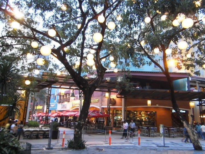 Eastwood City-奎松市必去景点