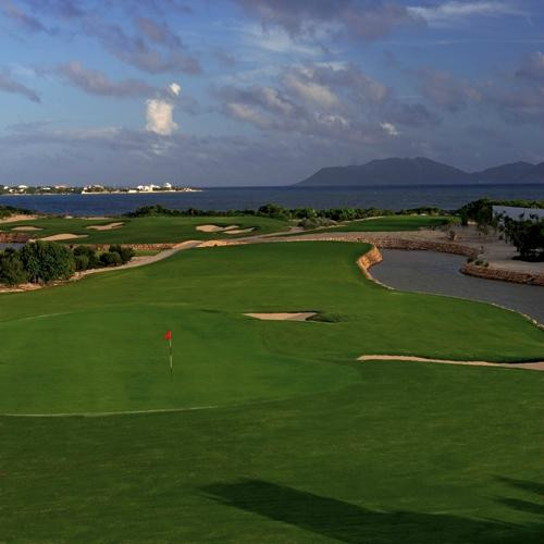 CuisinArt Golf Club-West End Village必去景点