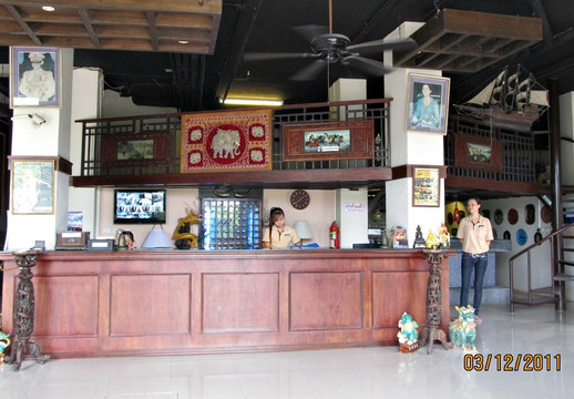 芭东穆斯酒店主图