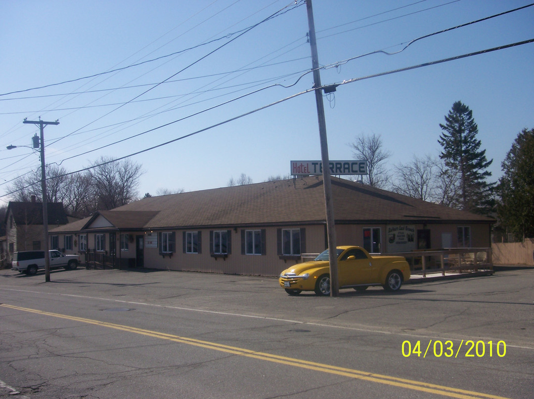 Hotel Terrace and Restaurant主图