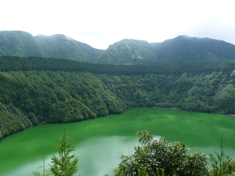 Azorean Tours-蓬塔德尔加达必去景点