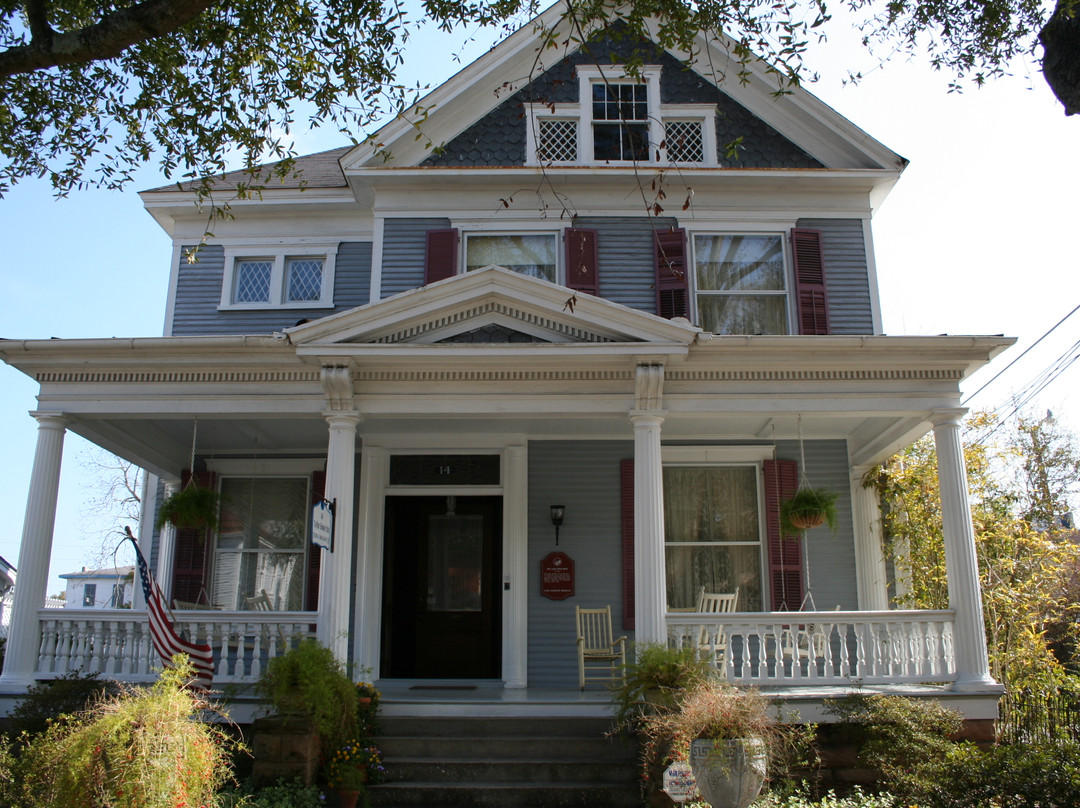 Taylor House Inn