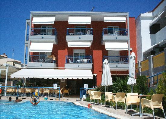 Polychrono酒店住宿-Summer Dream Hotel