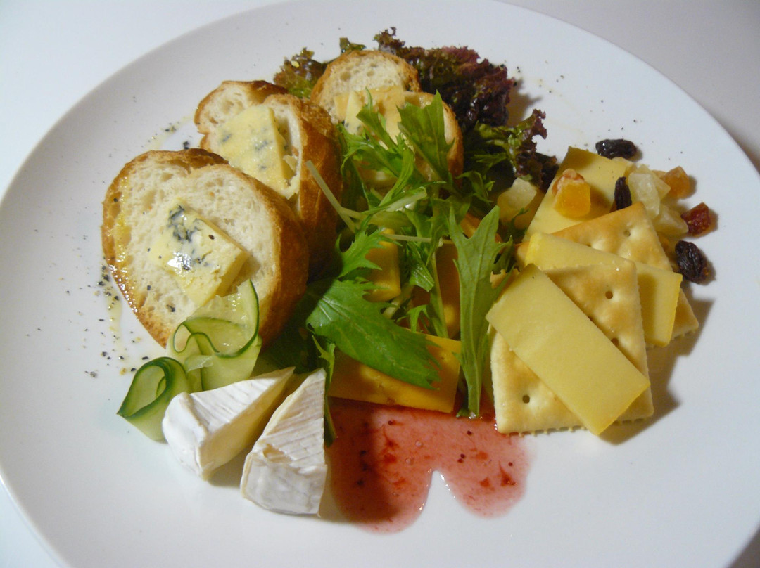 English pub cafe Bar＆Foods Breeze． 大町店