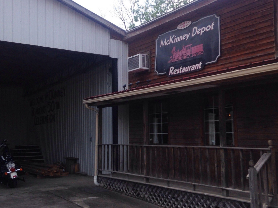 Eubank餐馆和美食-Mc Kinney Depot Restaurant