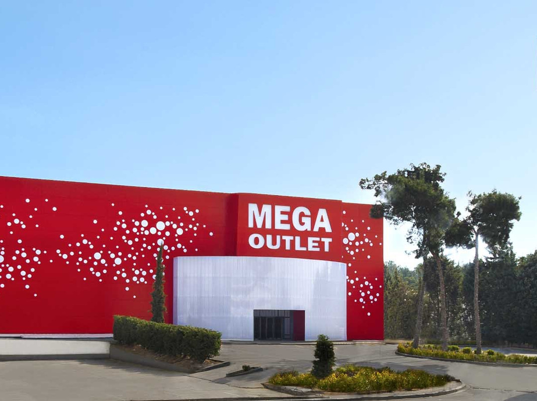 Mega Outlet景点图片