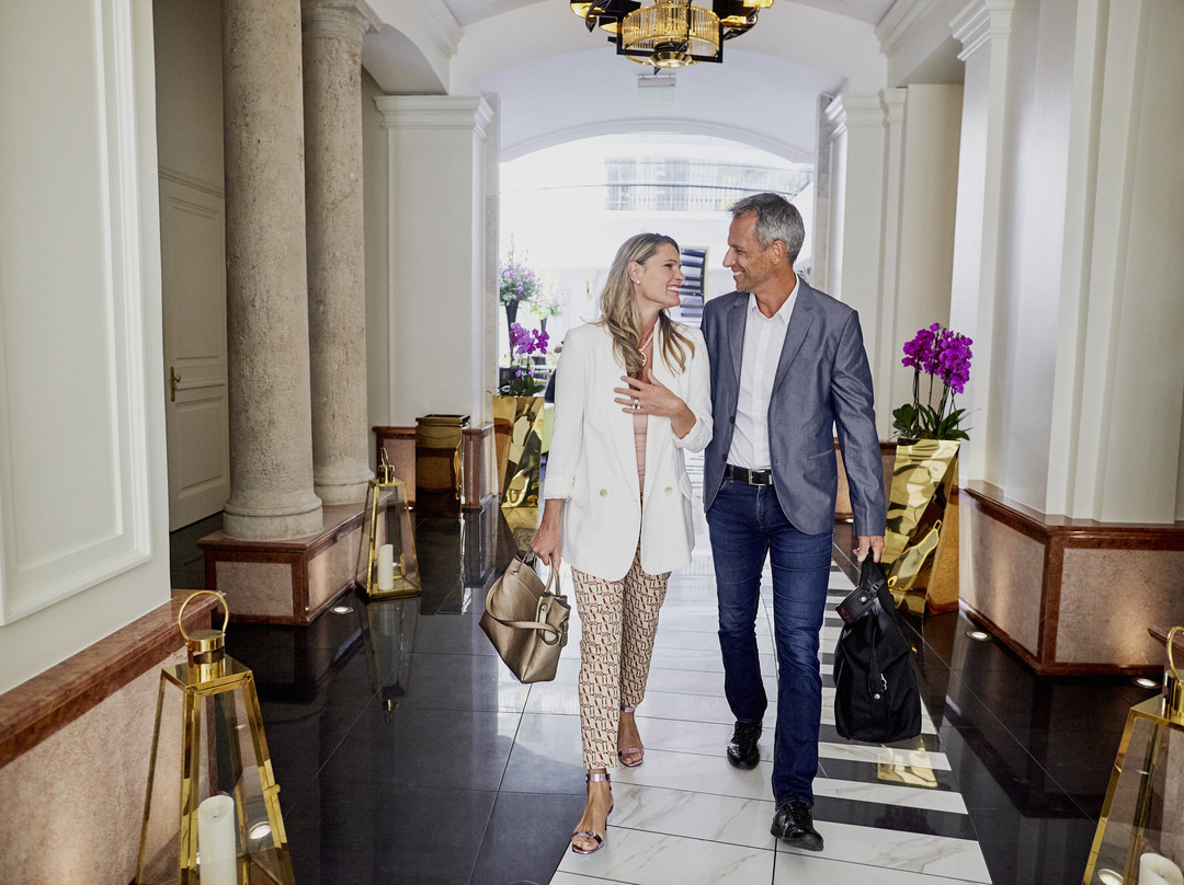 布达佩斯阿丽亚酒店主图