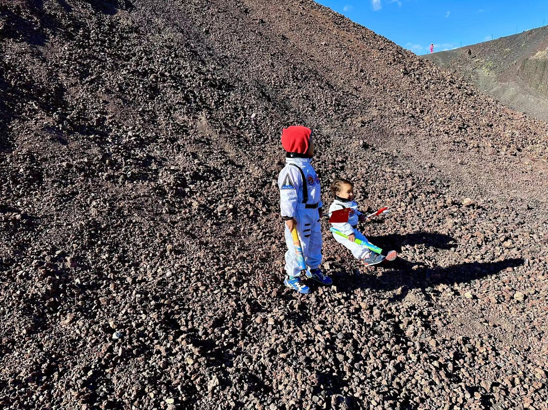 察哈尔火山地质公园-乌兰察布市必去景点