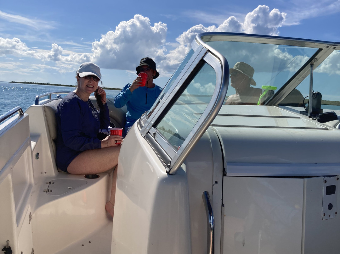 Island Seaduction Watersports & Tours-普罗维登西亚莱斯必去景点