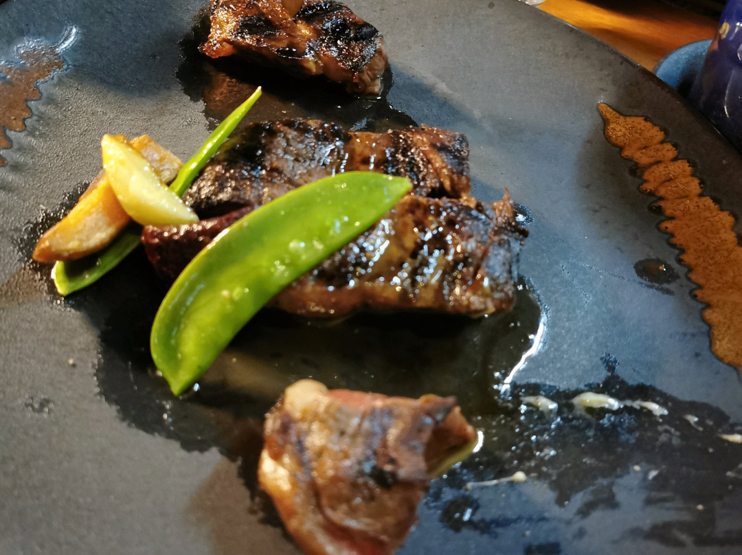 Red Restaurant and Lounge