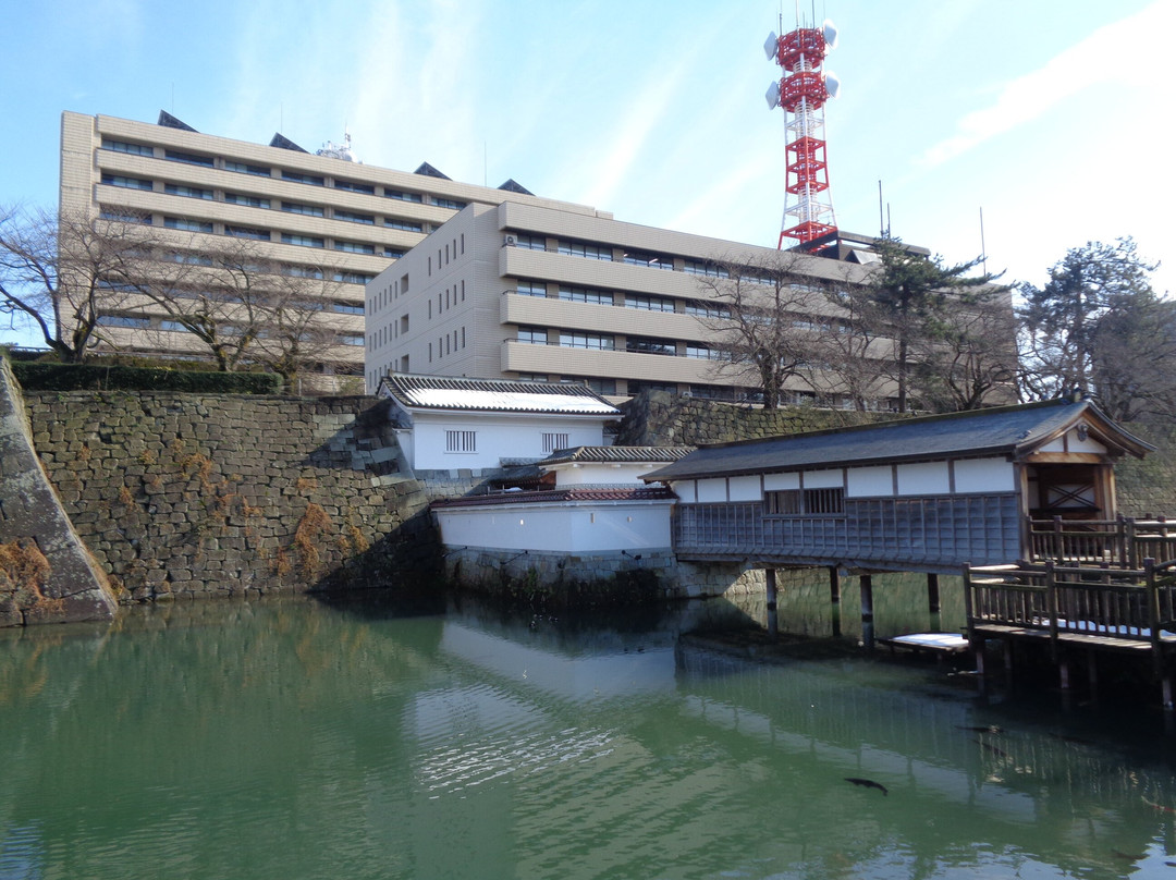 Fukui Castle Oroka-bashi Bridge景点图片
