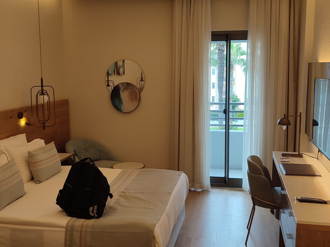 Miramare Beach Hotel主图
