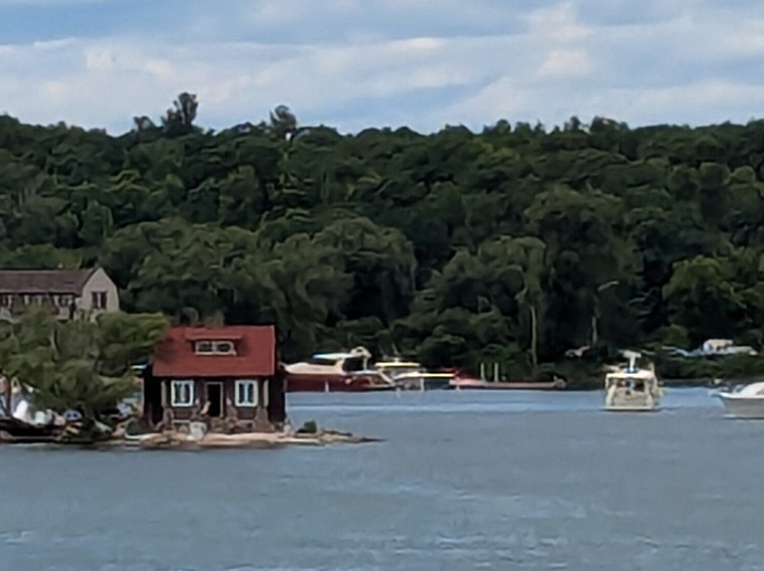 Uncle Sam Boat Tours景点图片