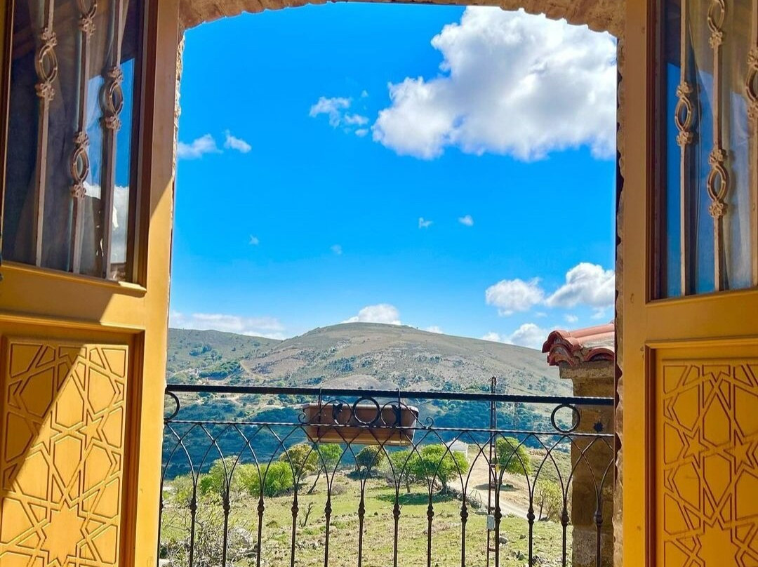 Sari Keçi̇ Taş Otel主图