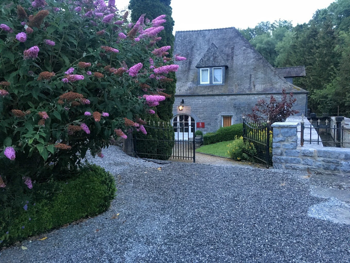 River Lodge-官方