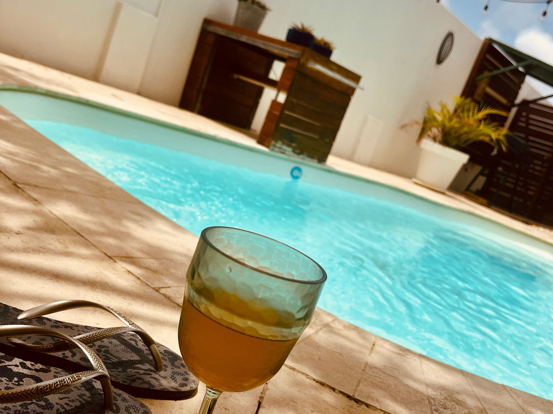 Anaté Beach Apartments主图