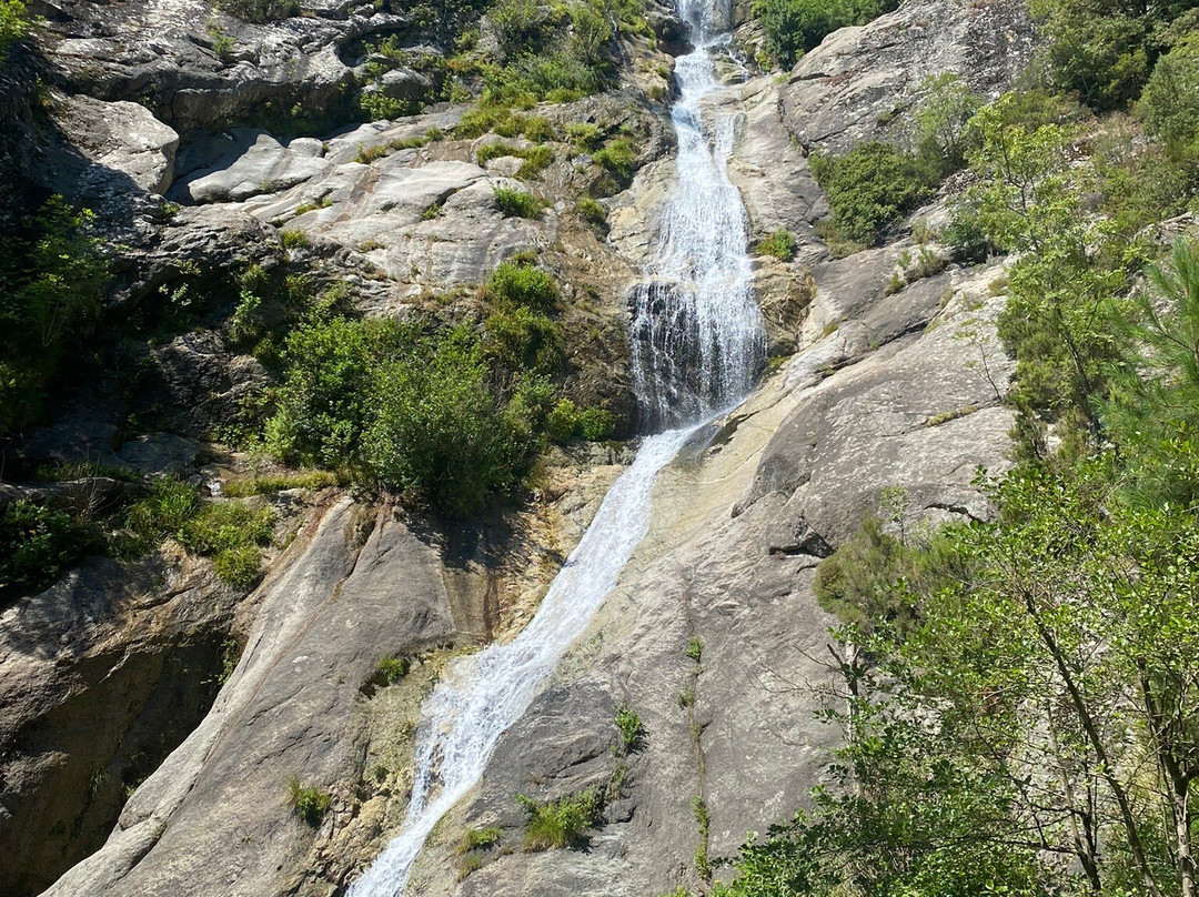 Cascade de Buja景点图片