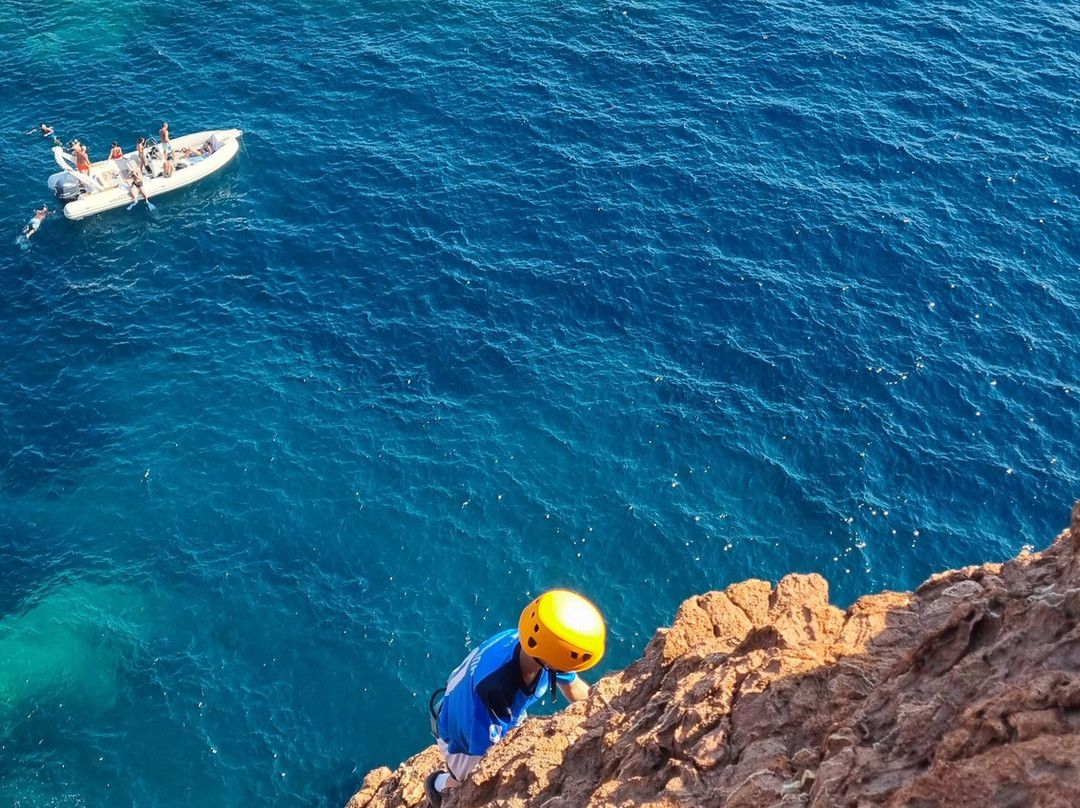 Camp 4-尼斯必去景点