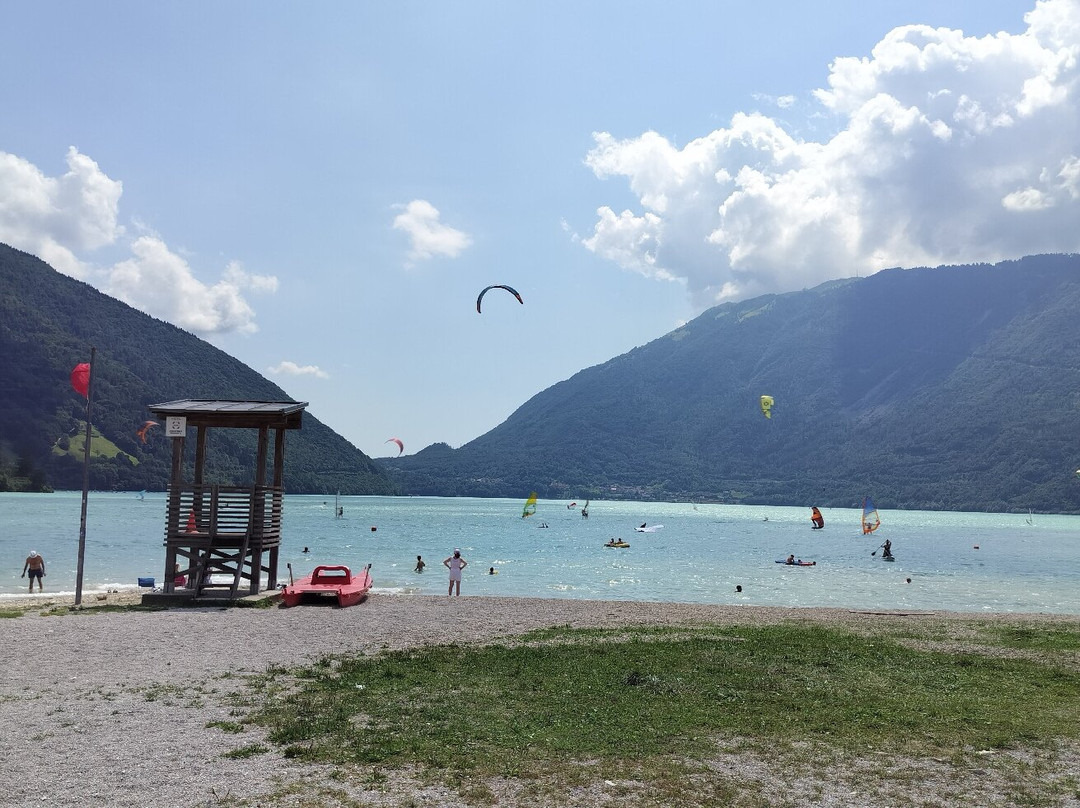 Lago di Santa Croce景点图片