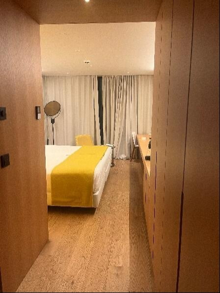 Lumen Hotel & The Lisbon Light Show主图