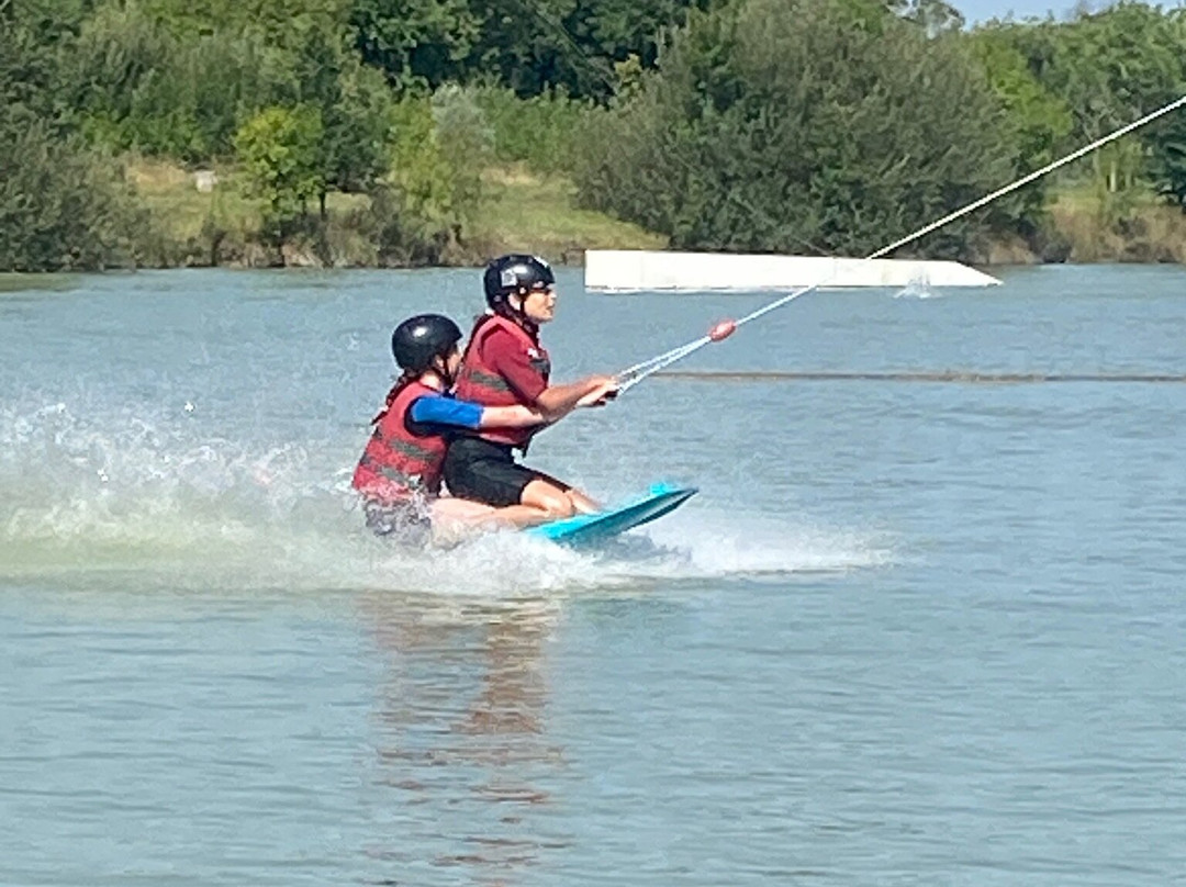 Téléski nautique景点图片