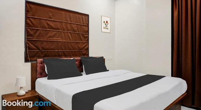 FabHotel Bliss Executive - Shaniwar Wada