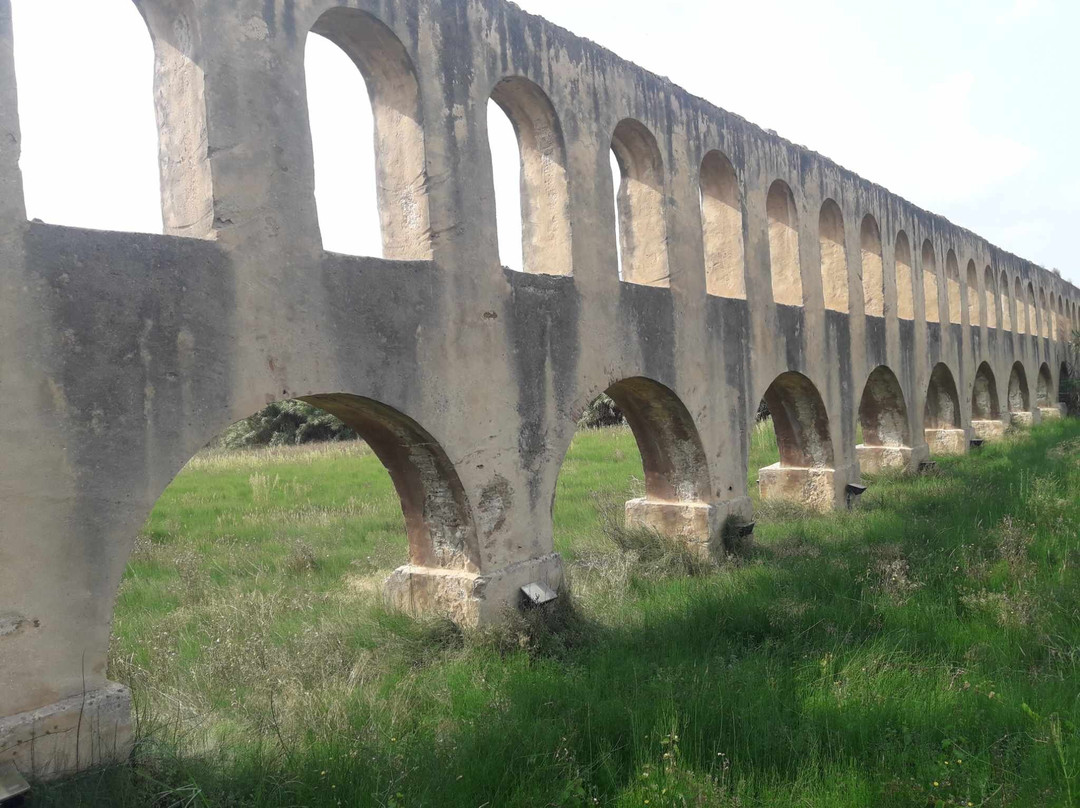 Aqueduto de Torres Vedras景点图片