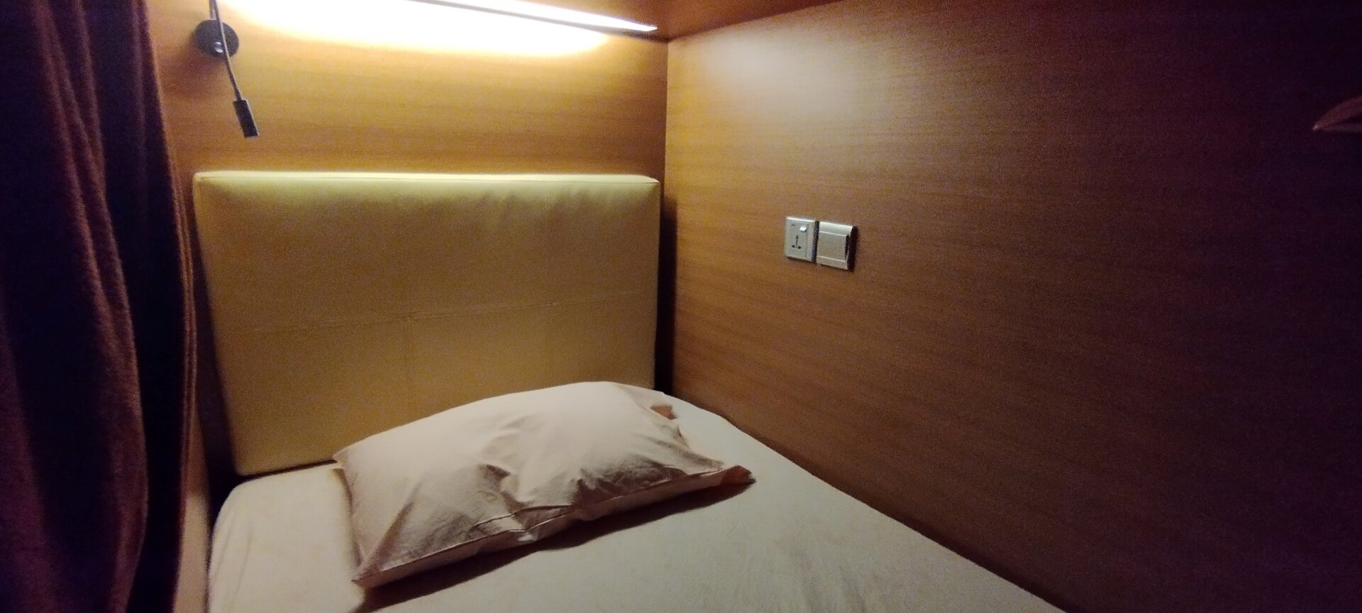 忧美睡香胶囊旅馆-客卧