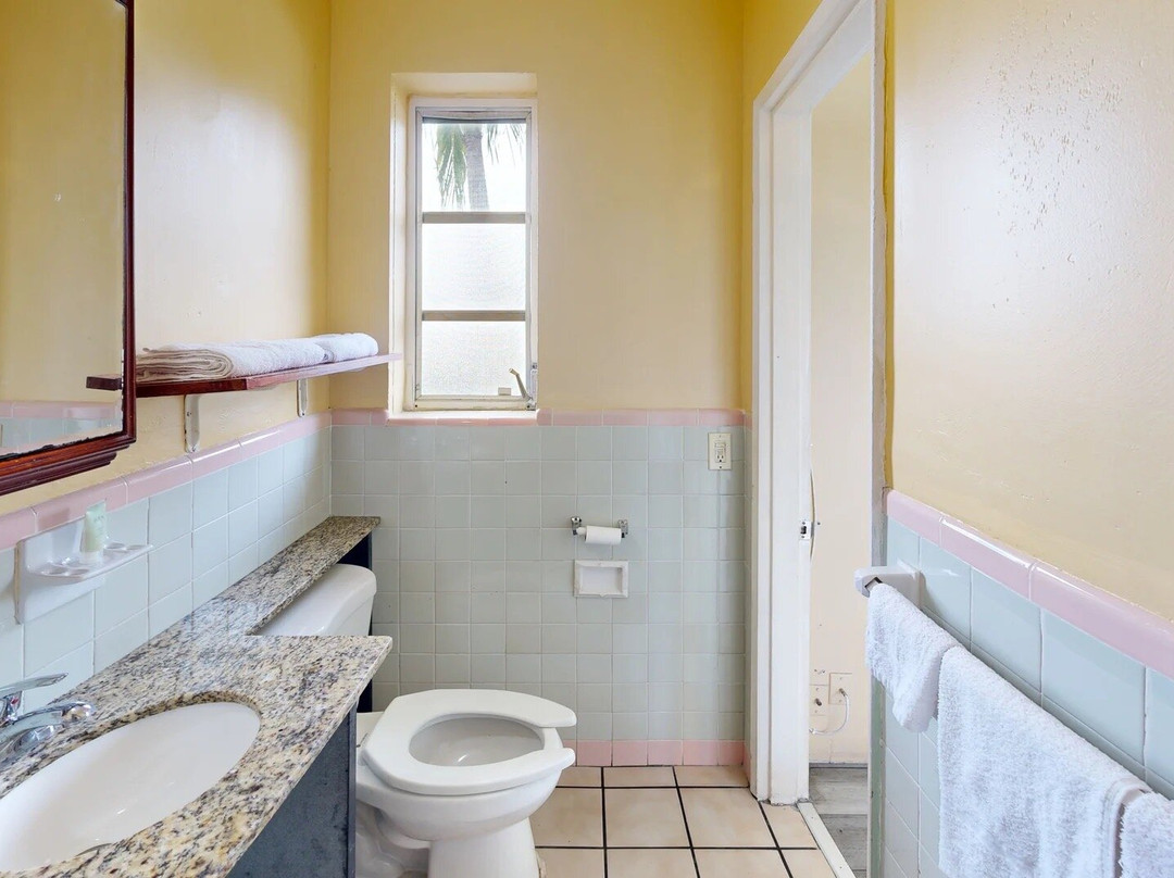 Bali Hai Motel主图