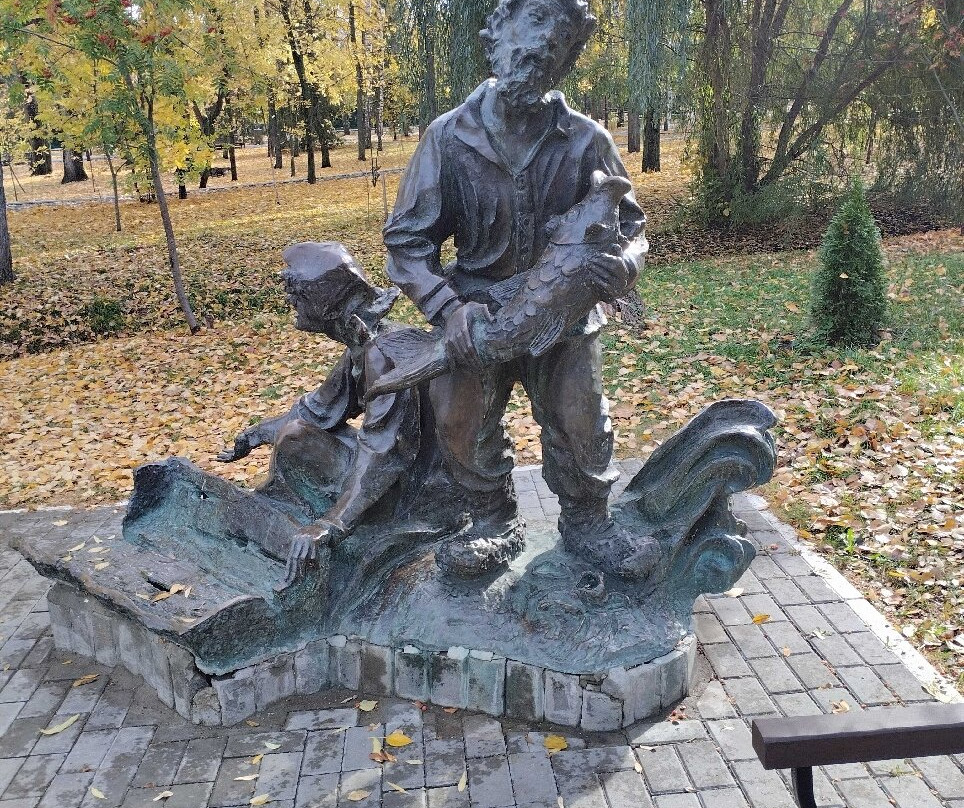 A. Pushkin Park of Culture and Leisure景点图片