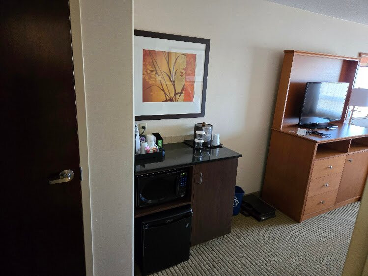 Ramada by Wyndham Drayton Valley主图