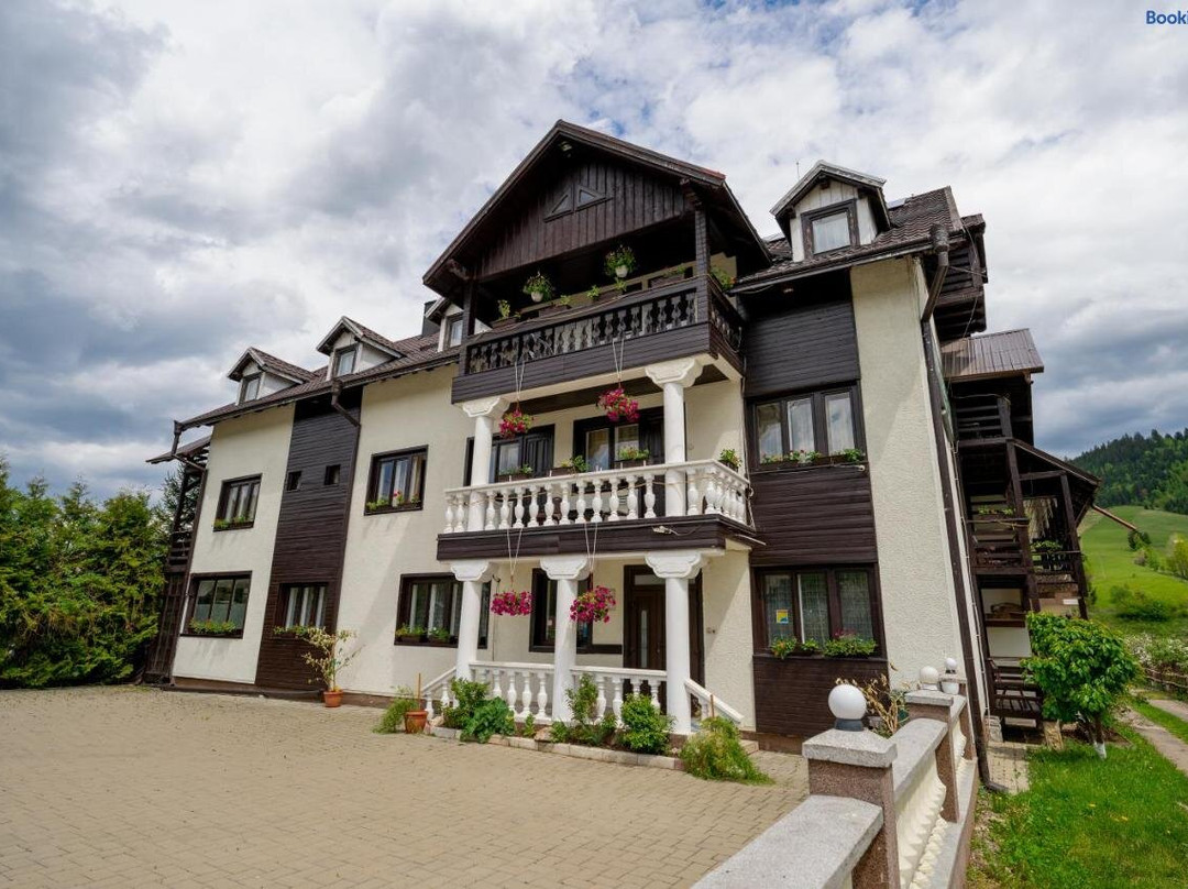Putna酒店住宿-Pension Perla Brazilor