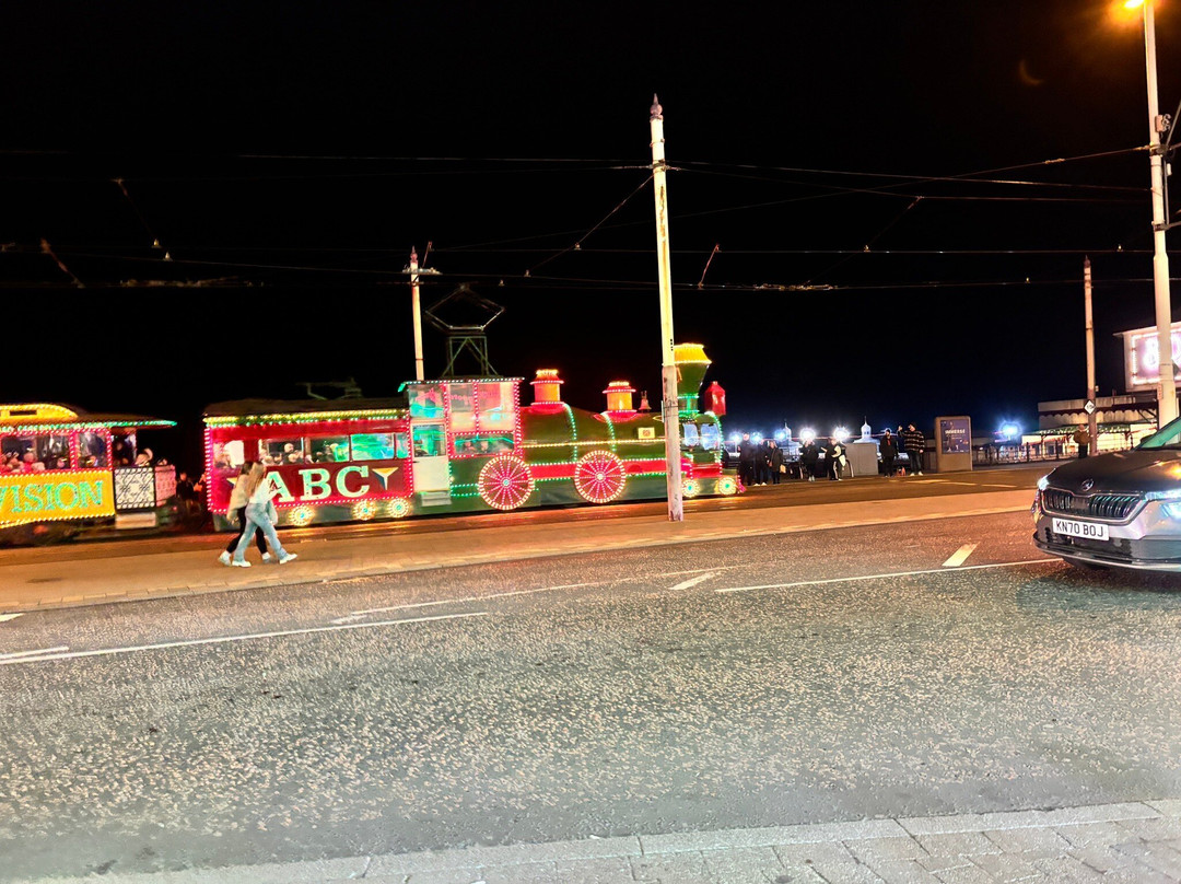 Blackpool Illuminations-黑潭必去景点