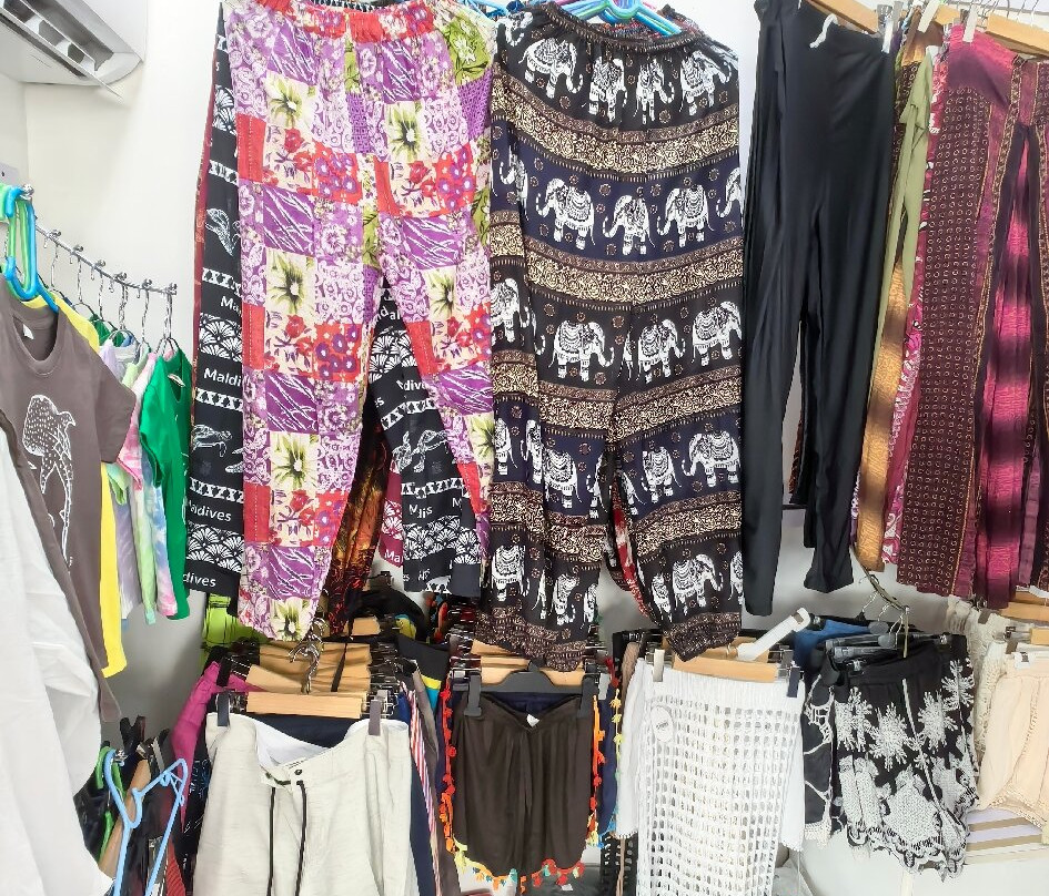 Angolo Souvenir shop-马富士岛必去景点