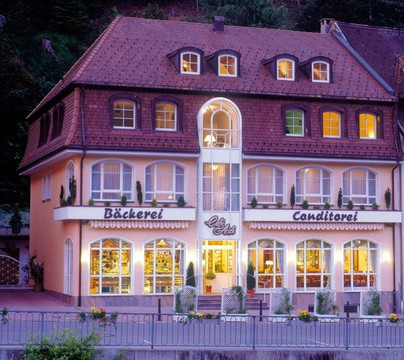 佳尔尼艾希酒店