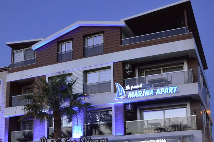 希加西克海滨公寓酒店