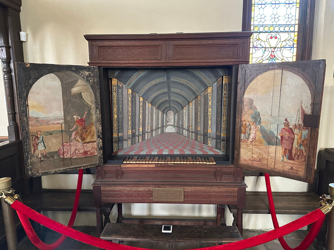 St. Luke's Historic Church & Museum-Smithfield必去景点