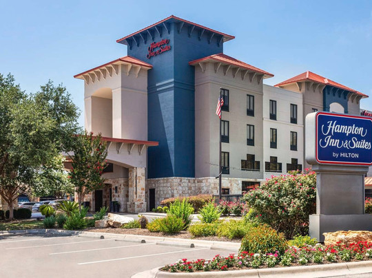 Hampton Inn & Suites San Marcos主图