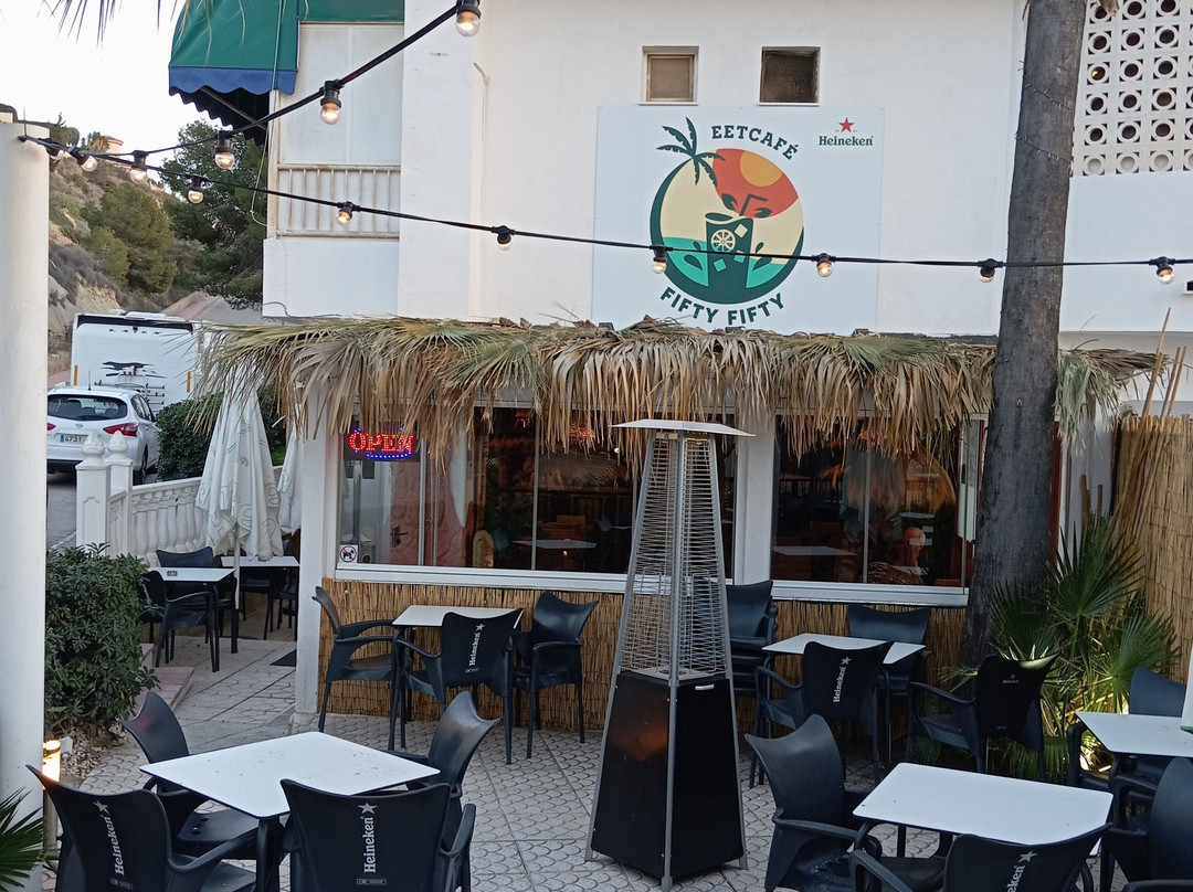 Eetcafé Fifty Fifty