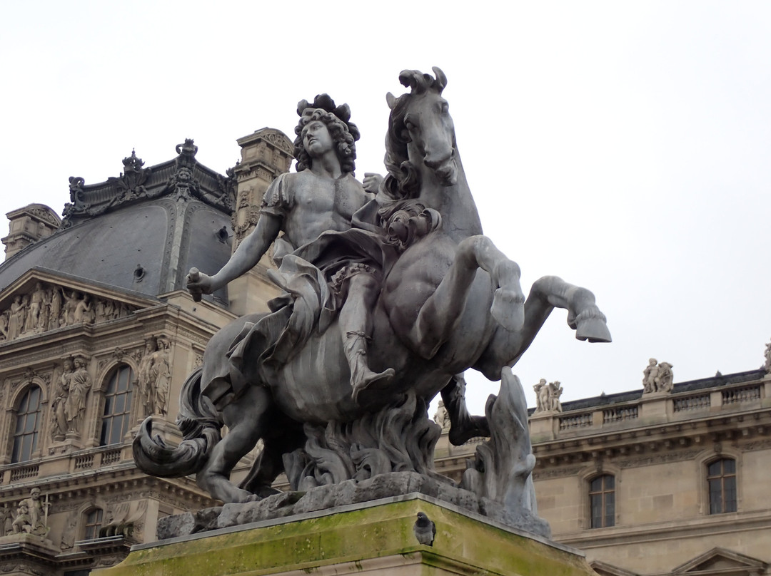 Statue Equestre de Louis XIV-巴黎必去景点