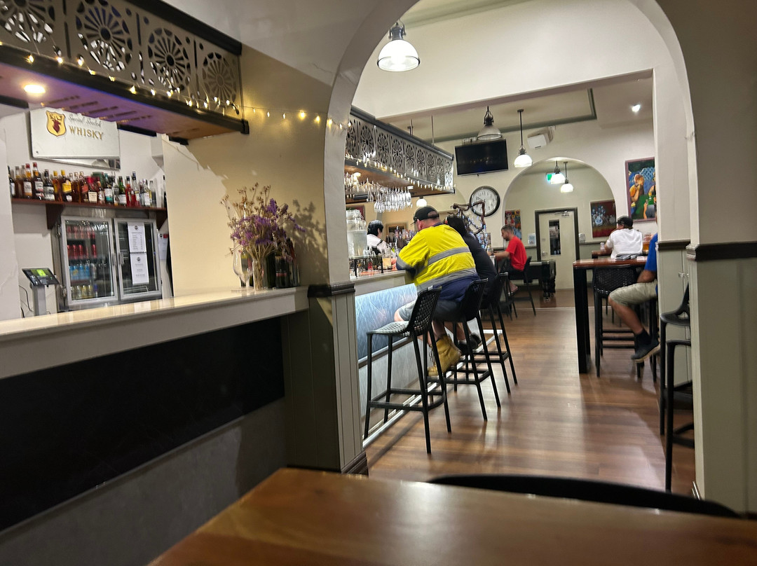 The Club Hotel主图